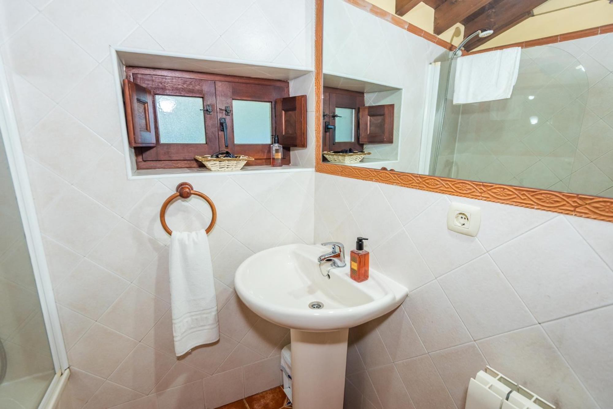 Гостевой дом Casa De Ligueria Rozapanera Экстерьер фото