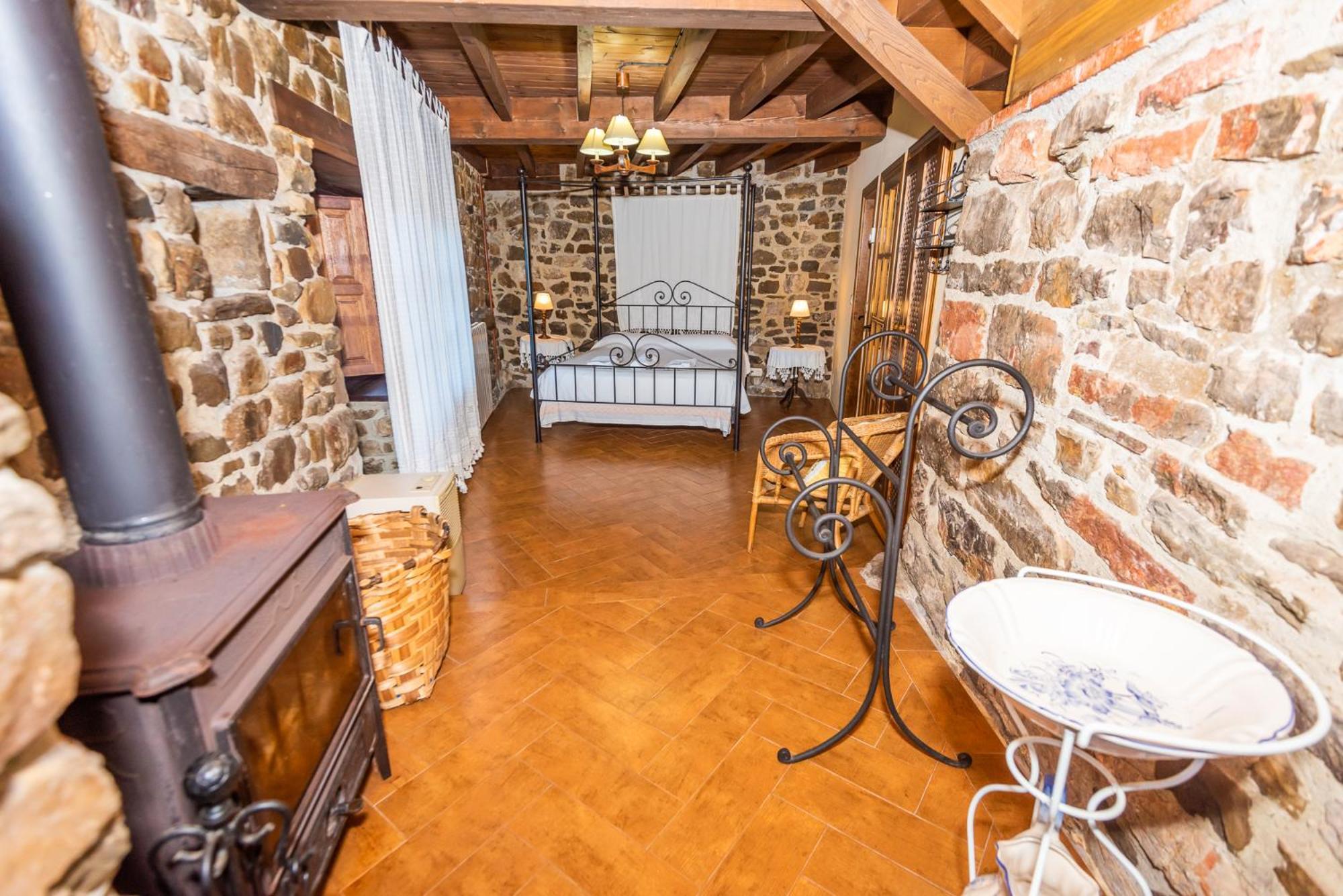 Гостевой дом Casa De Ligueria Rozapanera Экстерьер фото